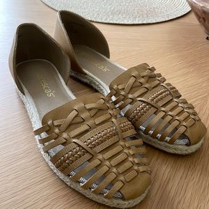 Francesca's Tan Huarache Espadrille Flats 6.5 - Runs large fits more 7.5 narrow.